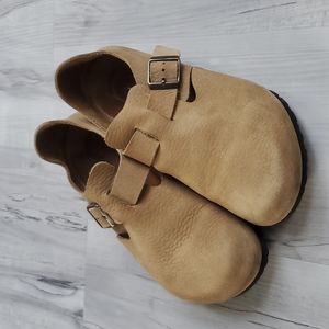 BIRKENSTOCK Clogs